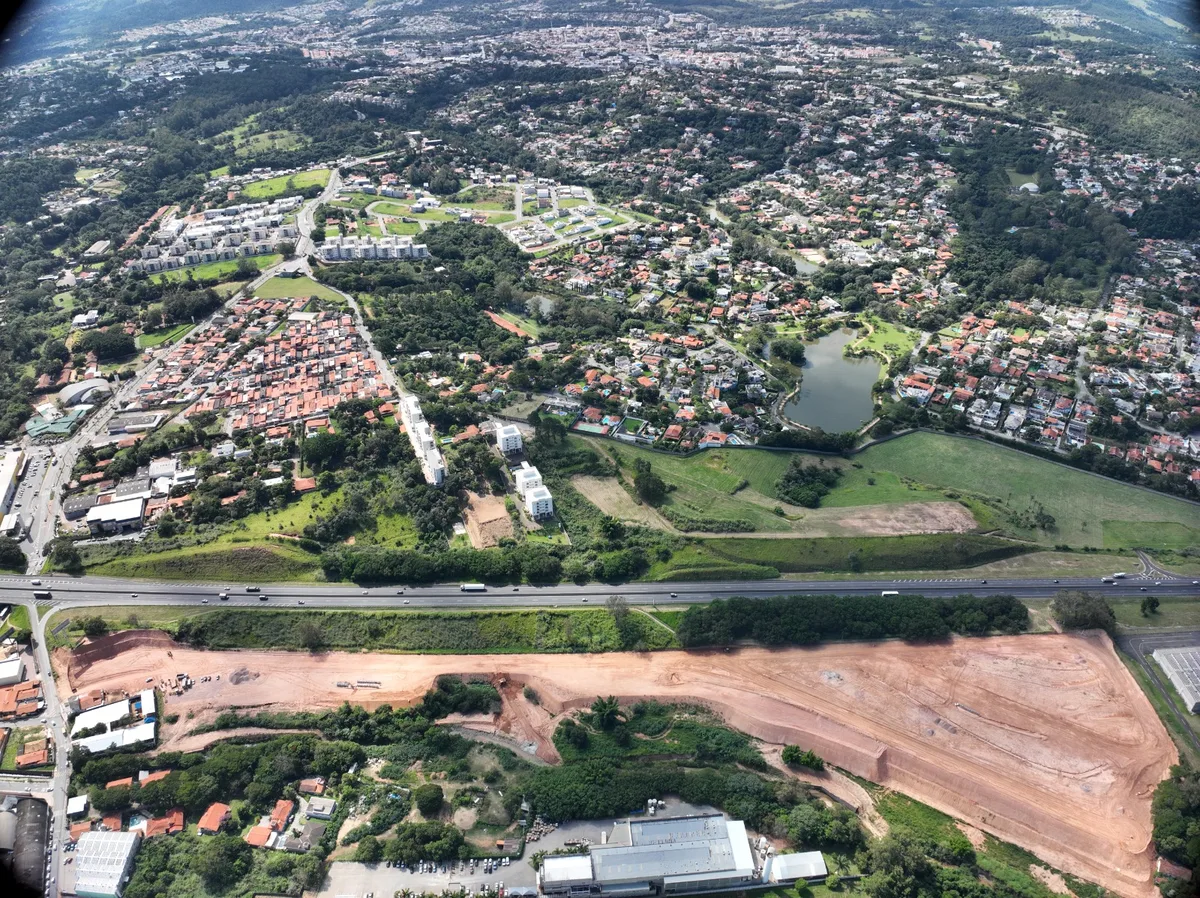 Andamento das obras do loteamento Turim — infraestrutura em execução, Vinhedo SP