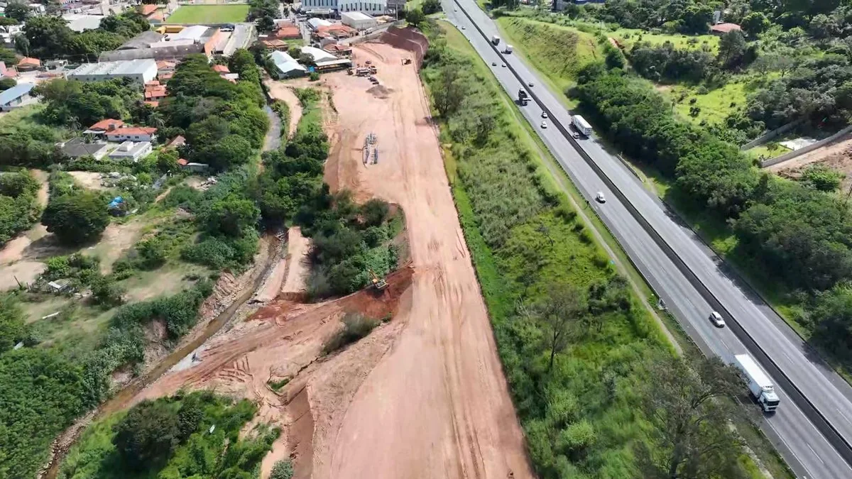 Progresso das obras de infraestrutura do loteamento comercial Turim em Vinhedo SP
